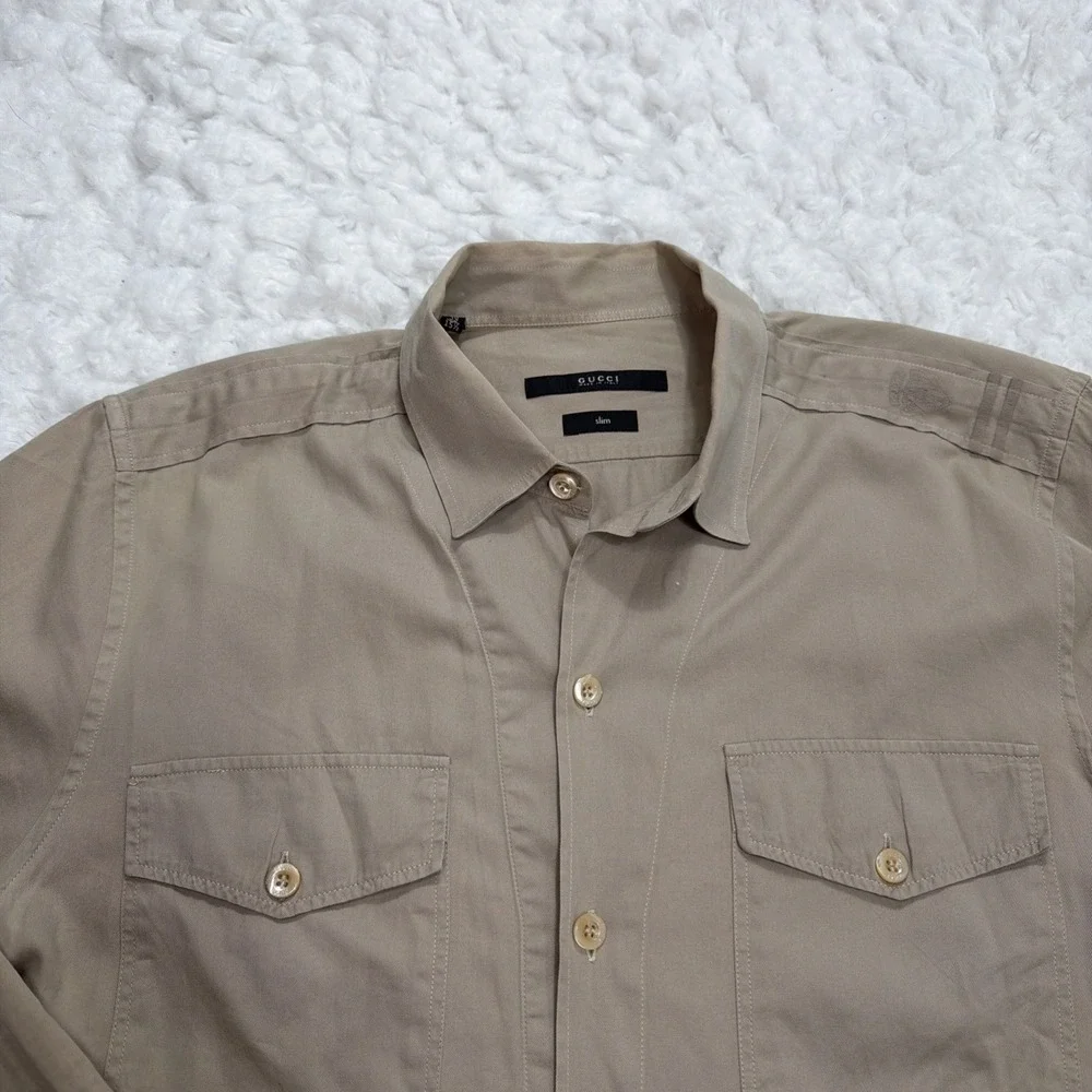 GUCCI Mens Shirt 39 15.5 Beige Long Sleeve Button Made in Italy Logo Safari Rare